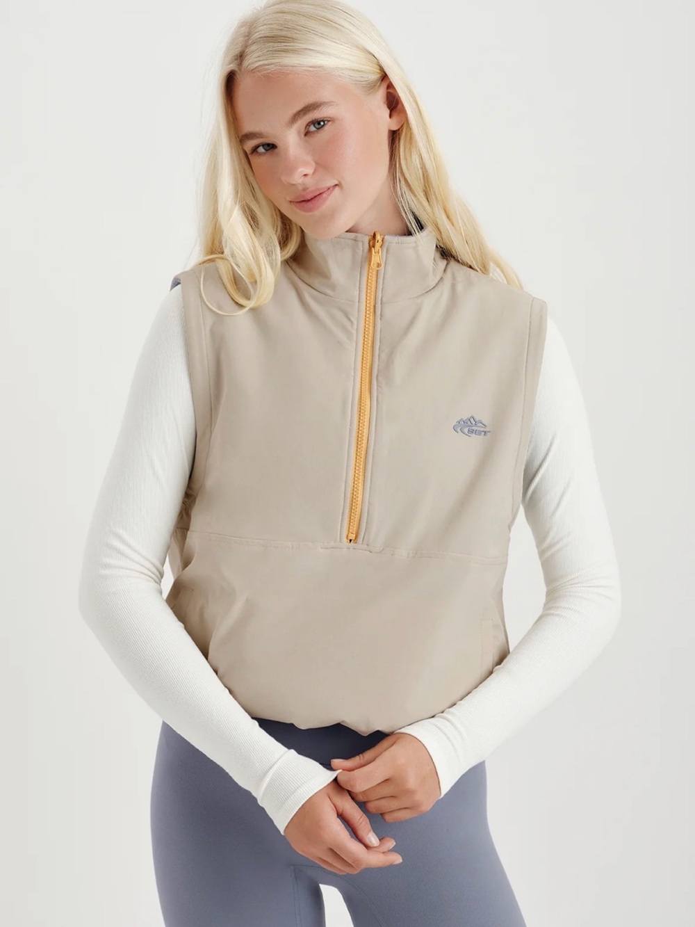 set active duet reversible vest in ANDES NWT